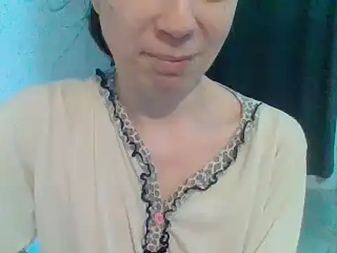 Moi Lina online show from December 25, 9:11 pm