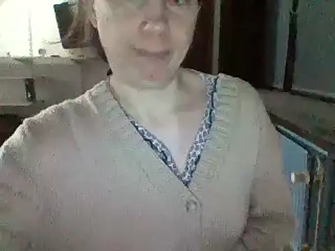 Moi Lina online show from January 1, 5:44 pm