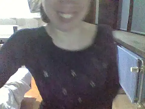 Moi Lina online show from March 7, 9:59 pm