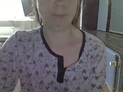 Moi Lina online show from October 18, 8:20 pm