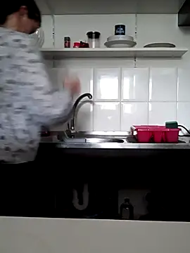 Snapshot of Moi_Lina chatting on April 10, 1:38 pm Moi Lina online show from April 10, 1:38 pm