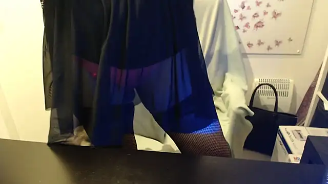 Sexy-Nikki online show from February 26, 11:20 am
