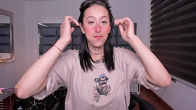 Mariana Joness online show from November 4, 1:38 am