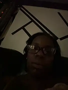 ChocolateBuns101 online show from December 22, 10:38 am