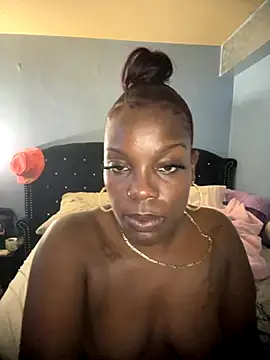 ChocolateBuns101 online show from September 14, 8:13 am