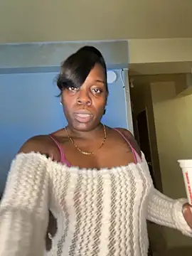 ChocolateBuns101 online show from February 15, 9:08 am