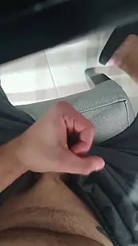 Snapshot of molok329 chatting on November 12, 4:40 pm molok329 online show from November 12, 4:40 pm