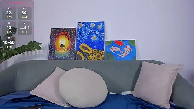 Snapshot of TIFFANYRUSSO chatting on October 30, 4:14 am TIFFANYRUSSO online show from October 30, 4:14 am