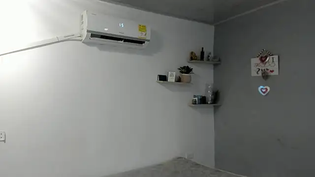 Kris Khalifa69 online show from June 24, 4:17 pm