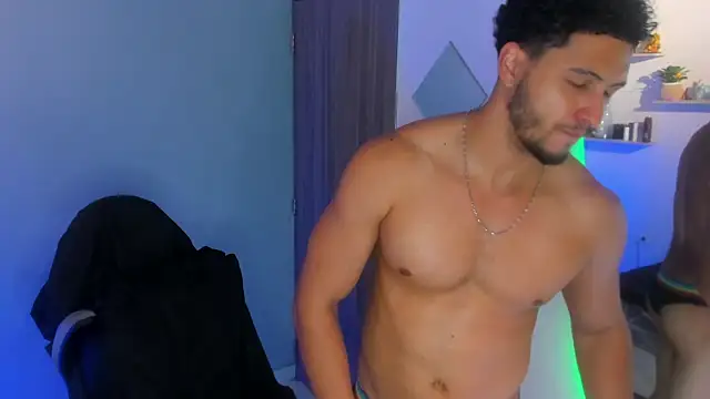 Kris Khalifa69 online show from July 7, 6:47 am