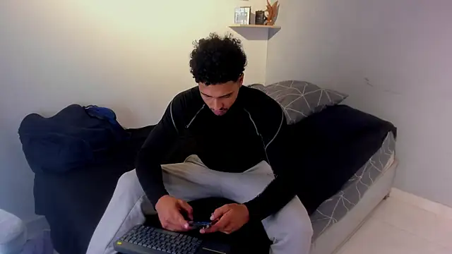 Kris Khalifa69 online show from July 21, 1:52 am