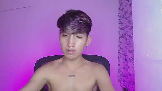 littlextreme online show from February 22, 8:50 am