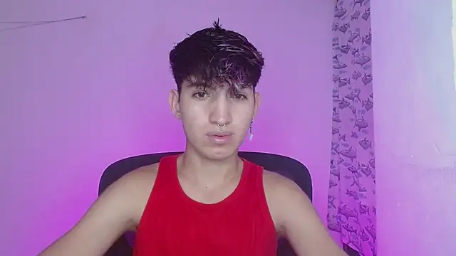 littlextreme online show from February 23, 1:13 am