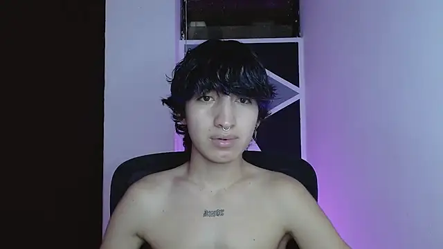 littlextreme online show from February 9, 5:22 am