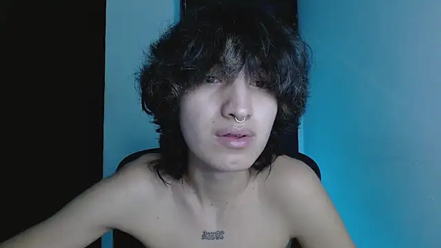 littlextreme online show from June 13, 3:04 am