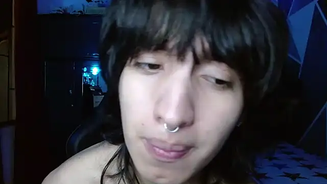 Snapshot of littlextreme chatting on July 23, 2:42 am littlextreme online show from July 23, 2:42 am