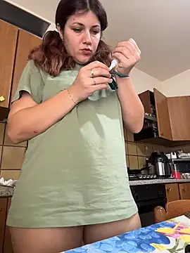 DaisyVibesss online show from November 18, 9:58 am