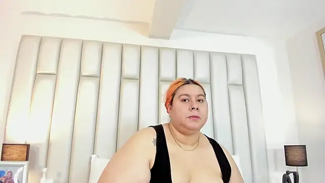 Snapshot of aandreaperez chatting on October 21, 11:33 am aandreaperez online show from October 21, 11:33 am