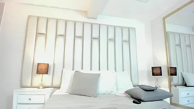 Snapshot of aandreaperez chatting on November 3, 7:37 pm aandreaperez online show from November 3, 7:37 pm