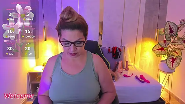 Snapshot of gisela27 chatting on May 27, 12:46 pm gisela27 online show from May 27, 12:46 pm