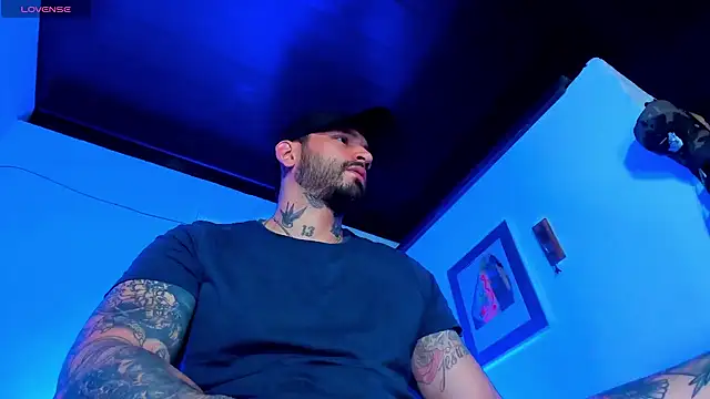 CamiloGray  online show from January 12, 8:36 pm