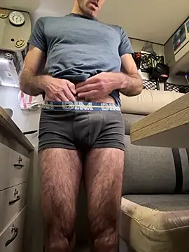 Hairy athlete online show from December 9, 8:01 pm