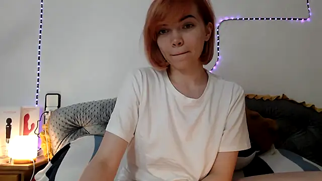 Snapshot of olivka-flower chatting on July 30, 7:57 pm olivka-flower online show from July 30, 7:57 pm