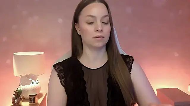 Snapshot of MilaFleur chatting on March 25, 2:56 pm MilaFleur online show from March 25, 2:56 pm