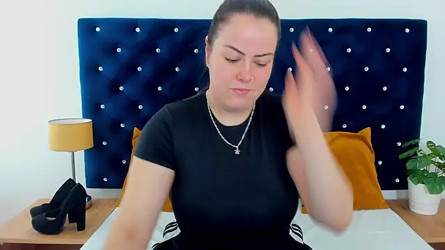 EvaLick online show from November 13, 6:45 am