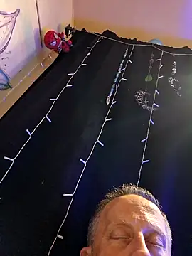 Snapshot of brandonpatteson chatting on February 20, 1:44 pm brandonpatteson online show from February 20, 1:44 pm