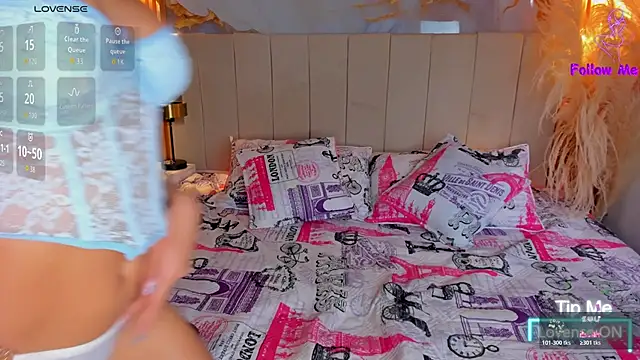 Snapshot of adda_mancini chatting on April 4, 8:28 pm adda mancini online show from April 4, 8:28 pm