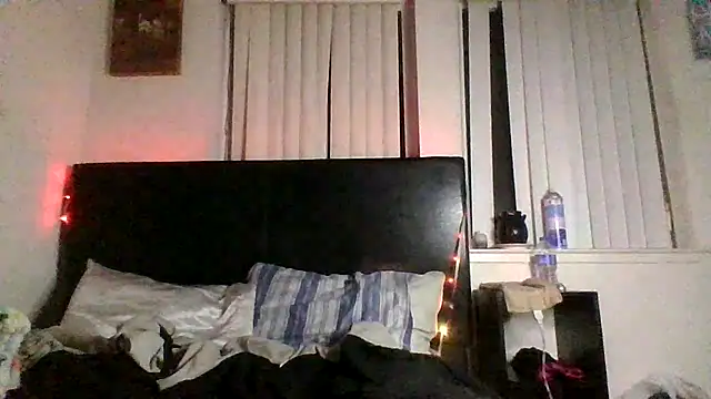 sexybribrixh online show from January 19, 5:05 am