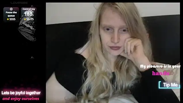 VeronicaJoyful online show from November 30, 10:25 pm