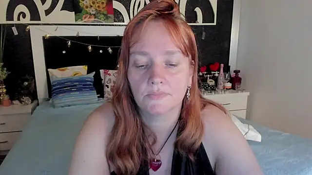 Snapshot of SinFulTitsDD chatting on January 31, 6:47 pm SinFulTitsDD online show from January 31, 6:47 pm