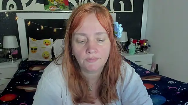 Snapshot of SinFulTitsDD chatting on February 24, 6:58 pm SinFulTitsDD online show from February 24, 6:58 pm