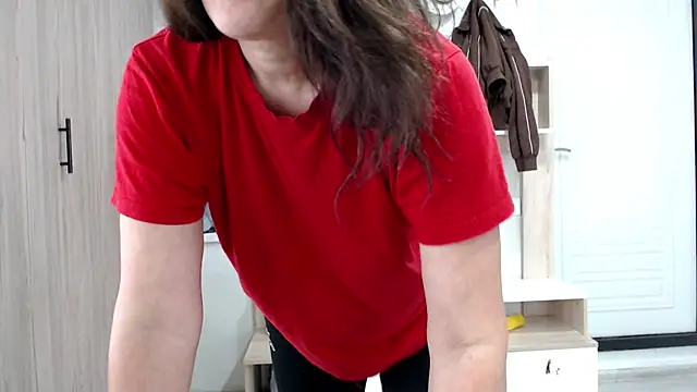 Snapshot of increible_della chatting on June 29, 10:26 am increible della online show from June 29, 10:26 am