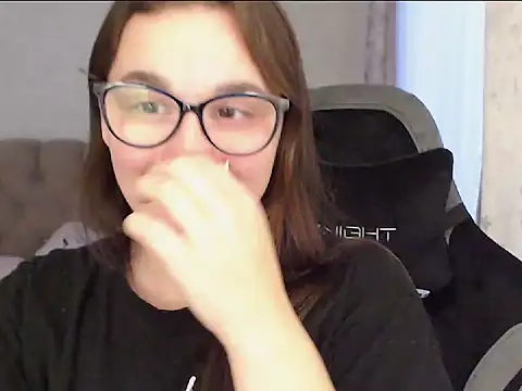 Snapshot of Amy_Mur_ chatting on October 10, 11:20 am Amy Mur online show from October 10, 11:20 am