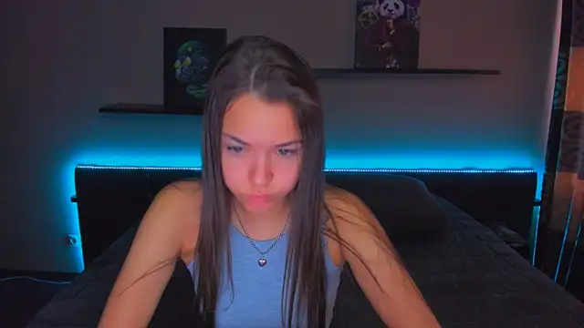 Snapshot of AlexaBarkley chatting on October 2, 12:28 am AlexaBarkley online show from October 2, 12:28 am