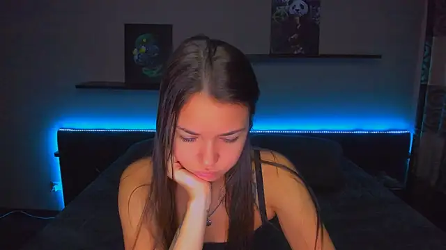 Snapshot of AlexaBarkley chatting on October 17, 12:14 am AlexaBarkley online show from October 17, 12:14 am