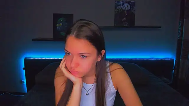 Snapshot of AlexaBarkley chatting on October 20, 12:11 am AlexaBarkley online show from October 20, 12:11 am