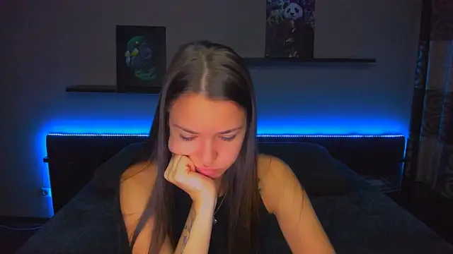 Snapshot of AlexaBarkley chatting on November 3, 12:46 am AlexaBarkley online show from November 3, 12:46 am