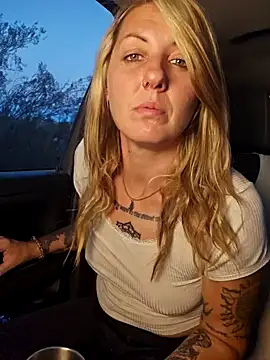 SheIsSomething online show from December 5, 12:41 am