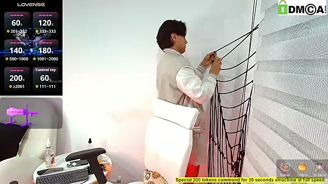 Im Evanss online show from October 23, 8:18 pm