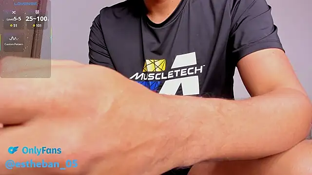 steven smith05 online show from September 19, 3:19 am