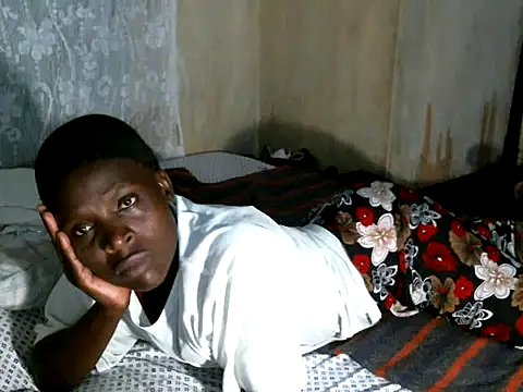 cute-shamza online show from December 15, 4:55 pm