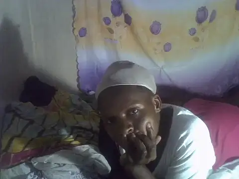cute-shamza online show from June 12, 6:29 pm