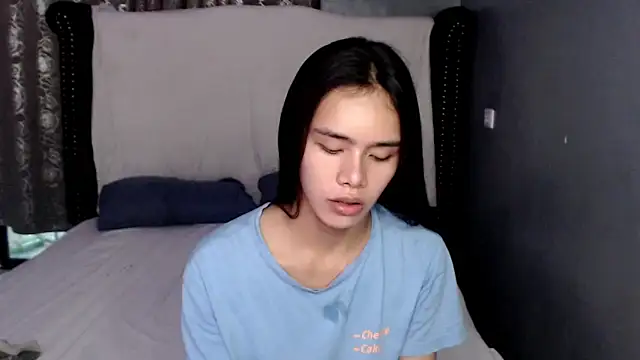 shecutie69 online show from October 15, 11:05 pm