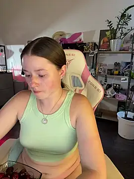 sweetest pie online show from July 15, 6:46 pm