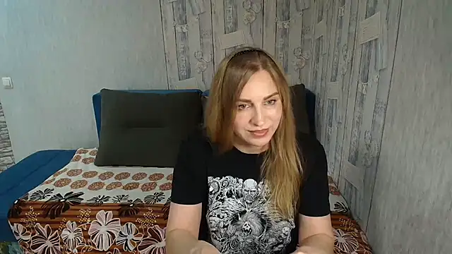 Pilly green  online show from October 30, 7:32 am