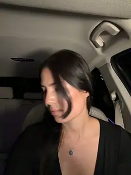 Snapshot of clairewntr chatting on October 30, 7:36 pm clairewntr online show from October 30, 7:36 pm